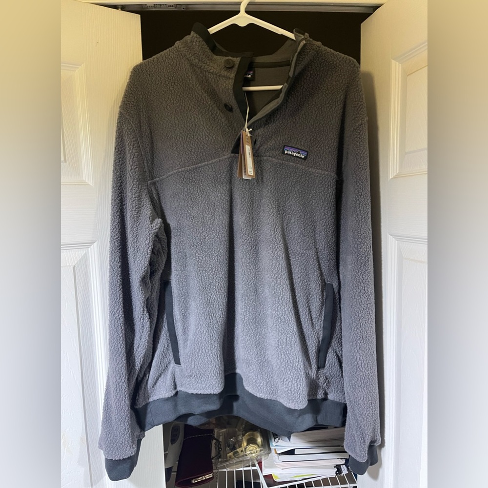 Patagonia Fleece Large Forge Gray NWT